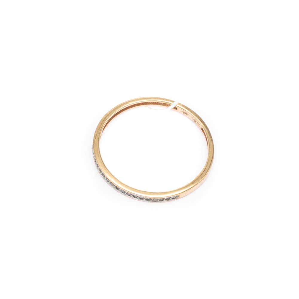 Кольцо с бриллиантом