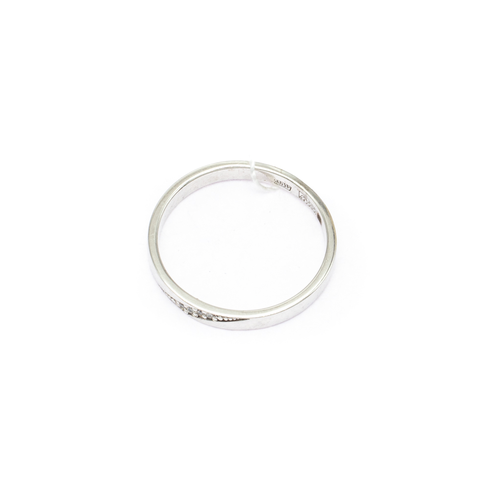 Кольцо с бриллиантом