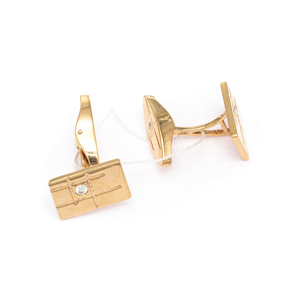 Запонки с бриллиантом